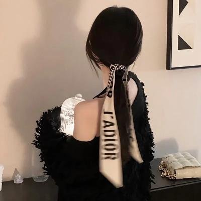 白色的女人
